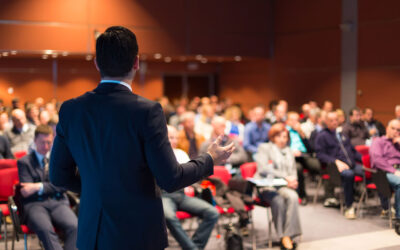 Trasformare gli eventi: 5 idee per eventi virtuali dal vivo con la piattaforma video aziendale di Qumu