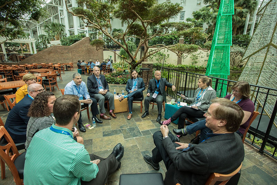 Los miembros de la unconference de Vidyo debaten los retos de la telesalud